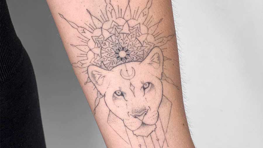 FINE LINE TATTOO STUDIO IN CANGGU BALI