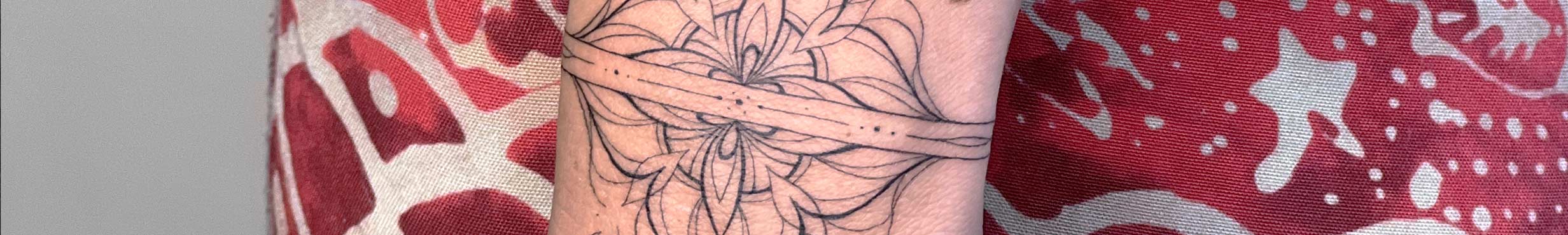 FINE LINE TATTOO STUDIO IN CANGGU BALI